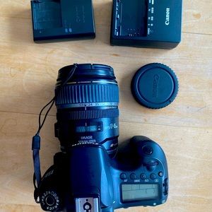 Canon EOS 60D
With an EFS 17-85m lens
DSLR Camera
DC 8.1v (DS126281)